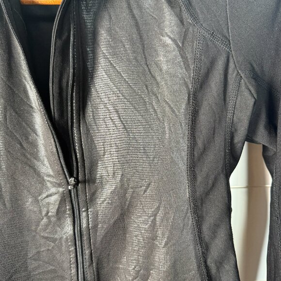 GAIAM Zip-up Jacket Size Small - Picture 3 of 7